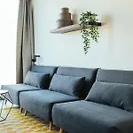 The Rix Studios & Suites Near Sbahn Neukoelln