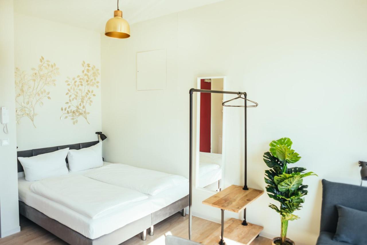 The Rix & Suites Near Sbahn Neukolln Berlino
